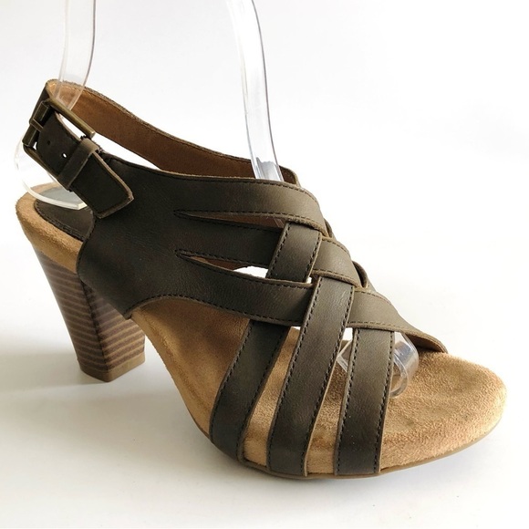 Giani Bernini Justyne Woven Block Heel Sandals - Picture 3 of 15